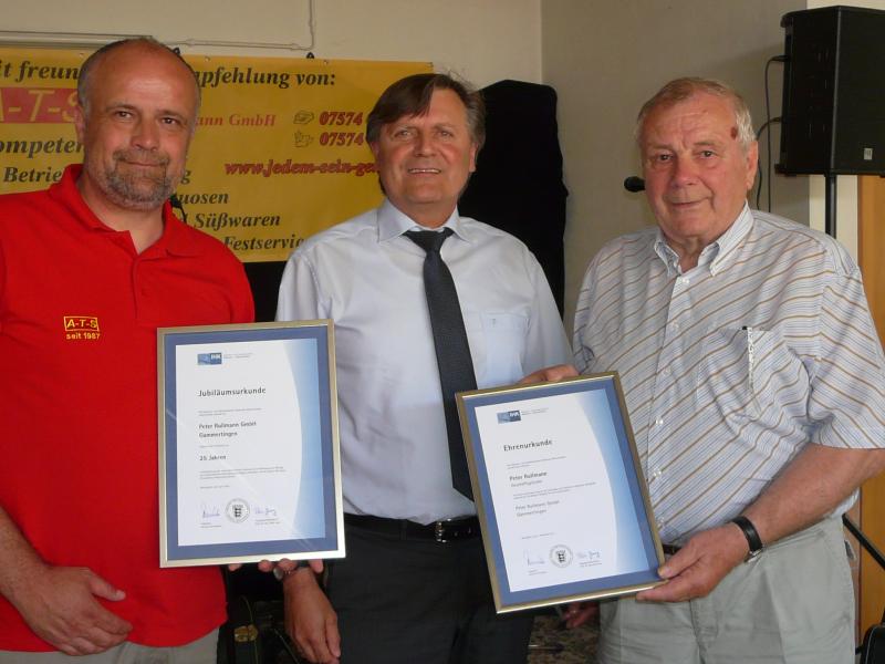 Ehrung zum Firmenjubiläum – Urkundenübergabe